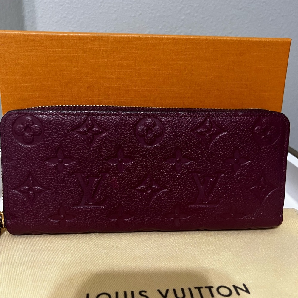Louis Vuitton Clemence Wallet - Picture 2 of 16